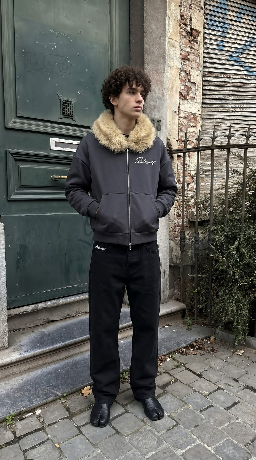 Heavyweight Fur-Trim Zip-Up Hoodie Black